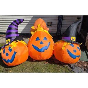 Goosh 6.5 ft‎ 3 Halloween Pumpkins (retired)